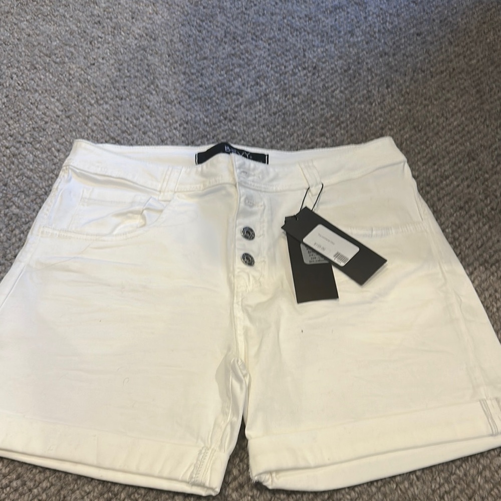 Bevy Flog Women's White Shorts